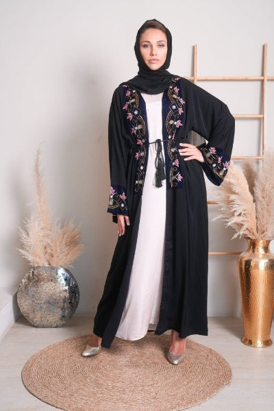 Hikmat Al-Hurriyyah Abaya Image 1 - Qalanjos Fashions