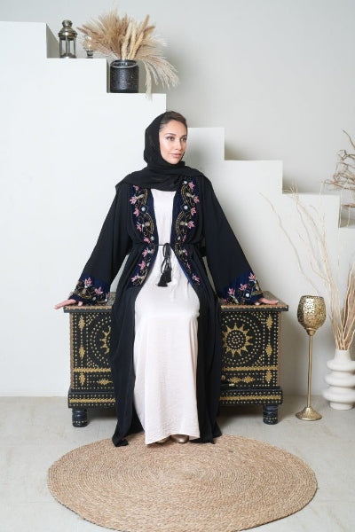 Hikmat Al-Hurriyyah Abaya Image 4 By Qalanjos Fashions