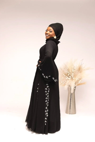 Ishrakat Al-Layl Abaya Image 3 By Qalanjos Fashions