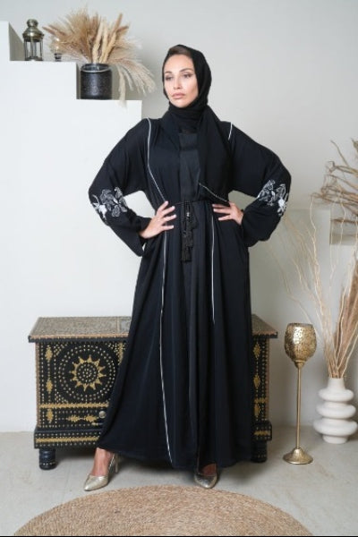 Layali Al-Sayyida Abaya  image 1 by Qalanjos Fashion 